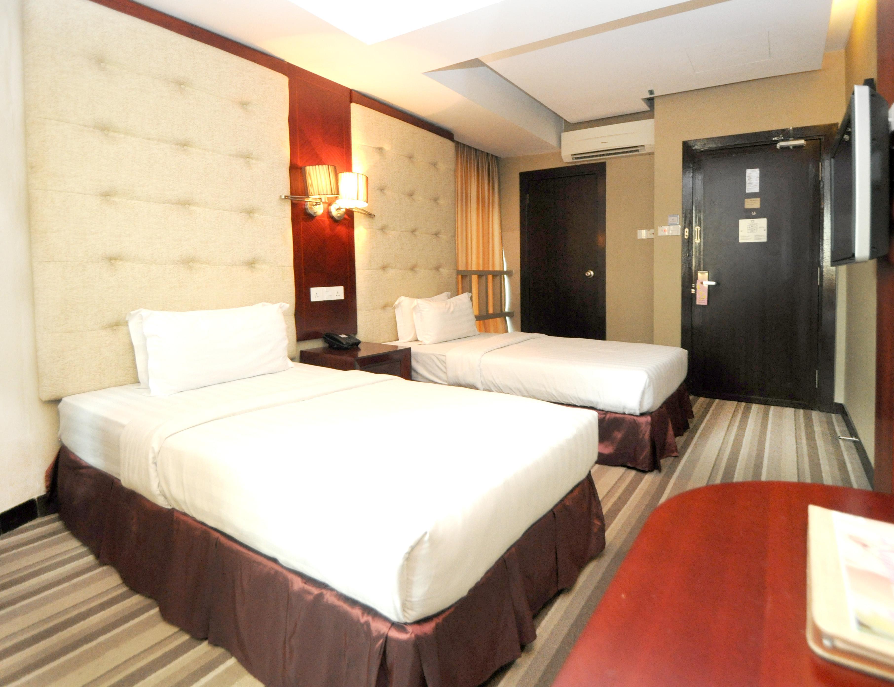 Celyn City Hotel Kota Kinabalu Extérieur photo