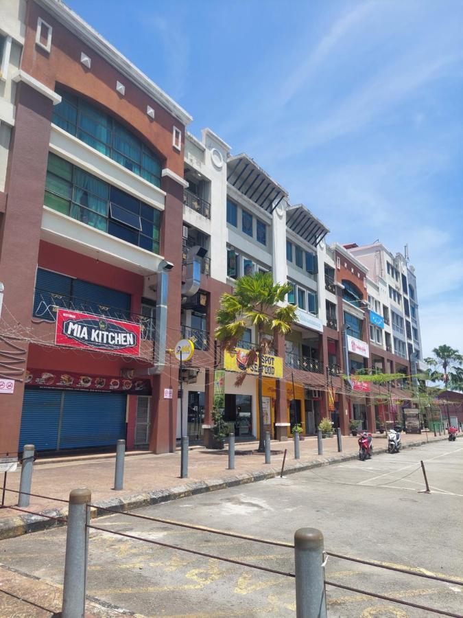 Celyn City Hotel Kota Kinabalu Extérieur photo