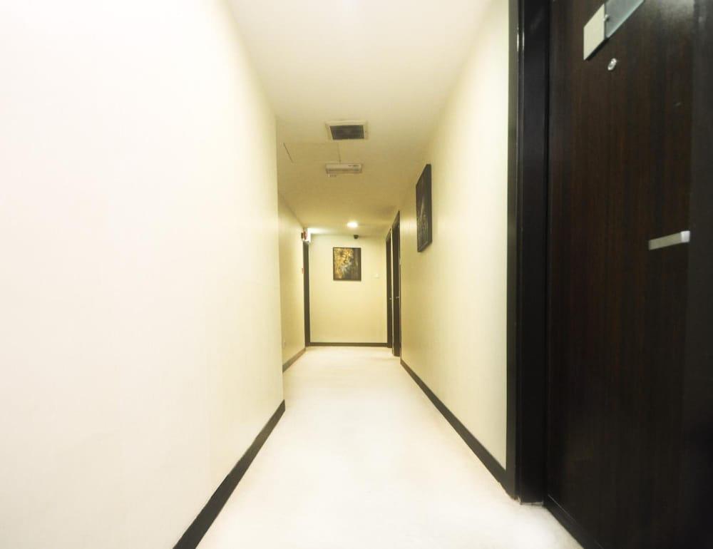 Celyn City Hotel Kota Kinabalu Extérieur photo