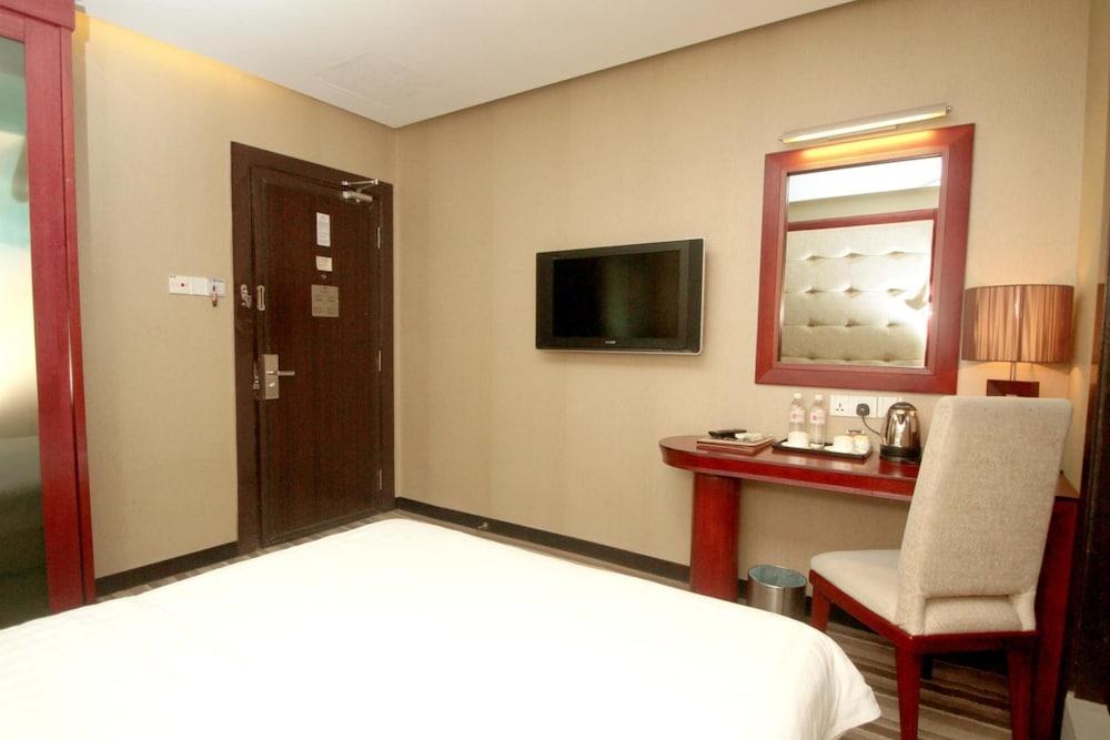 Celyn City Hotel Kota Kinabalu Extérieur photo