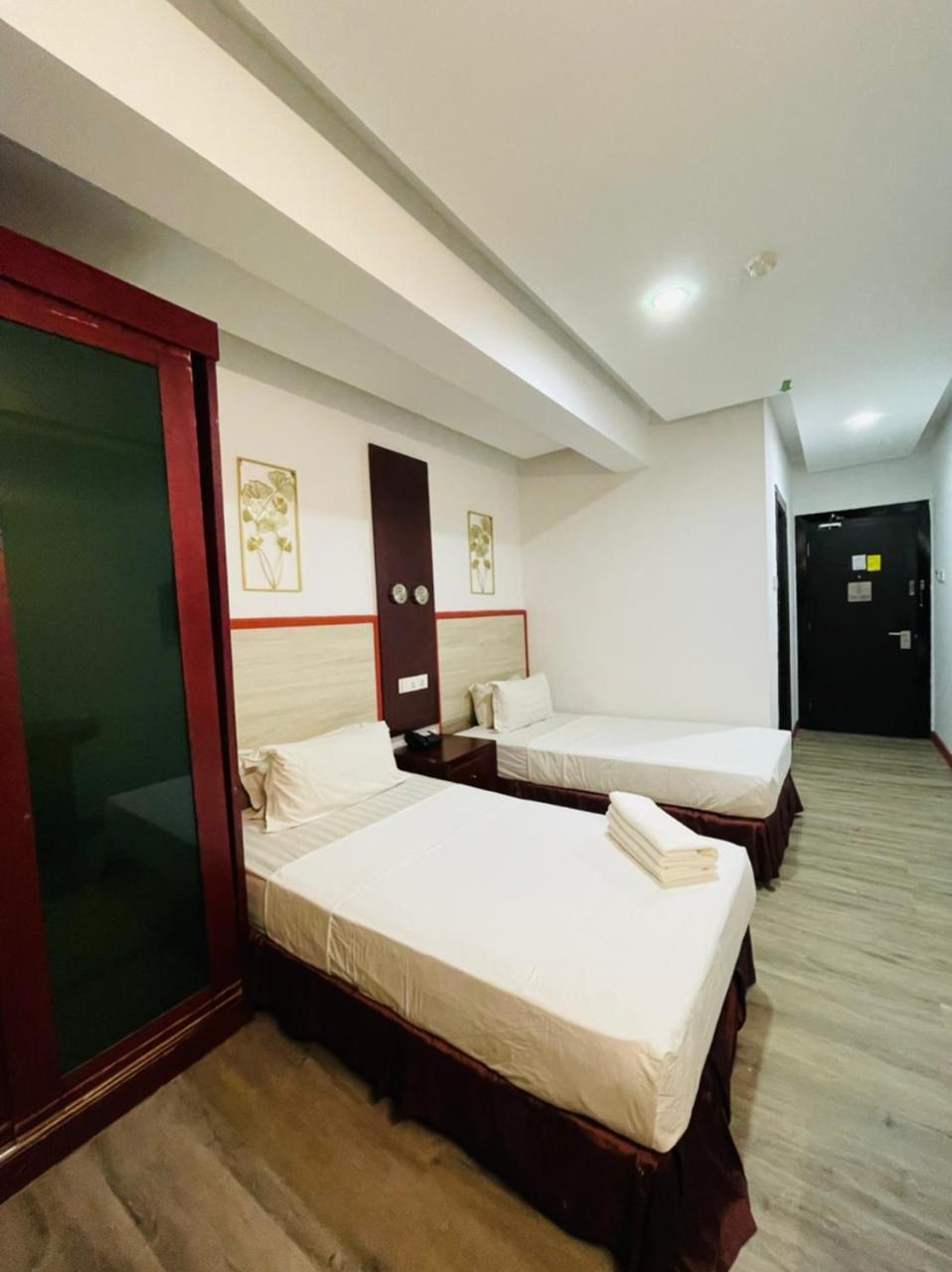 Celyn City Hotel Kota Kinabalu Extérieur photo